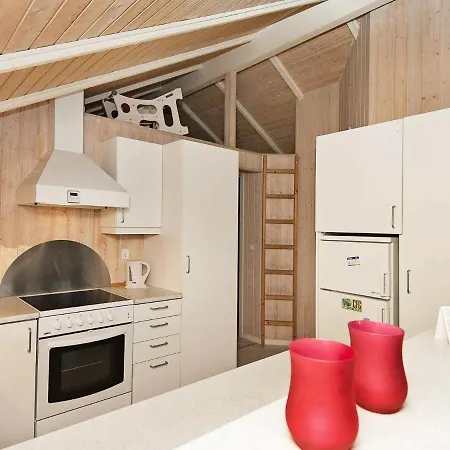 6 Person Holiday In Oksb L