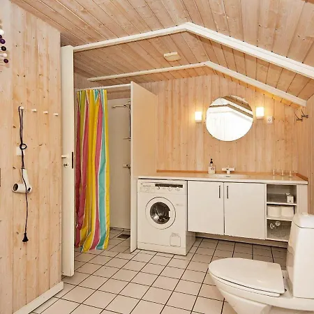 Σπίτι διακοπών 6 Person Holiday In Oksb L